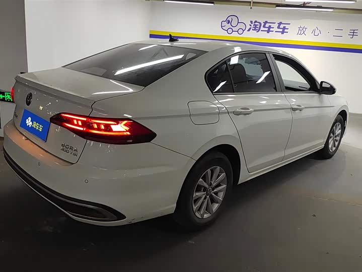 Фото 3 - Volkswagen Bora