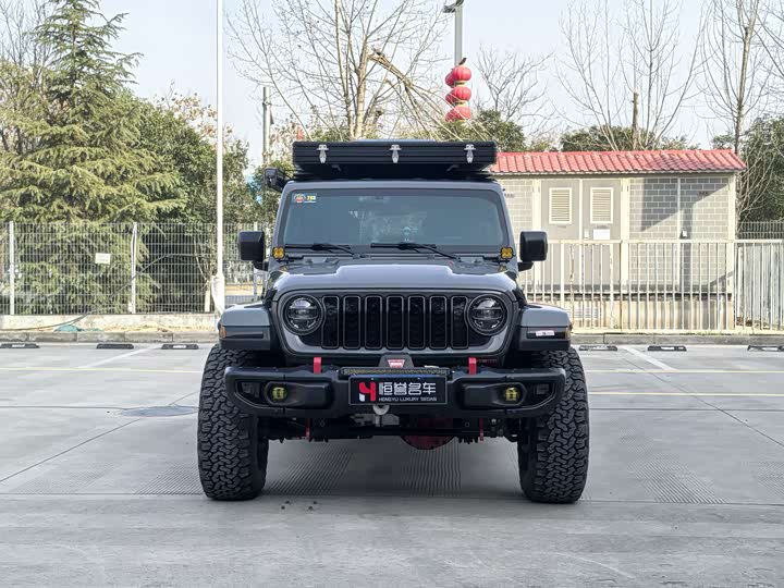 Фото 2 - Jeep Wrangler