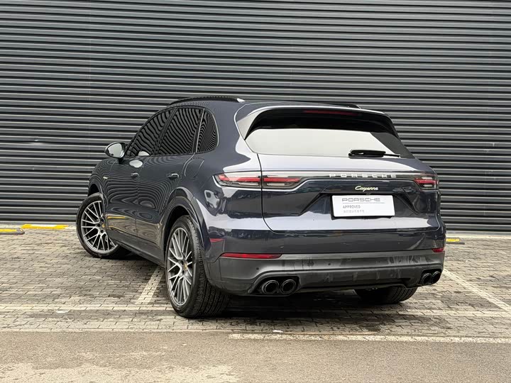 Фото 4 - Porsche Cayenne Hybrid