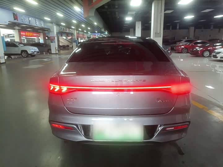 Фото 6 - BYD Qin Plus