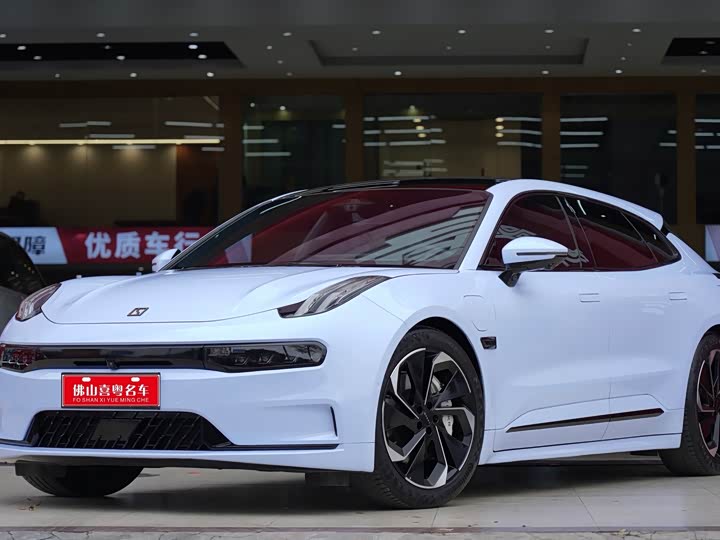 Фото 1 - Zeekr 001