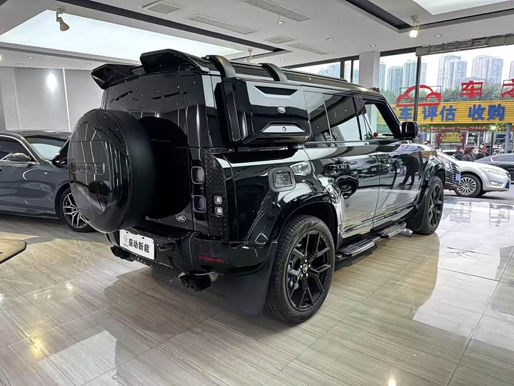 Фото 4 - Land Rover Defender