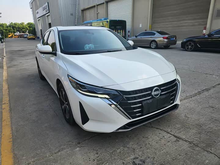 Фото 4 - Nissan Sylphy