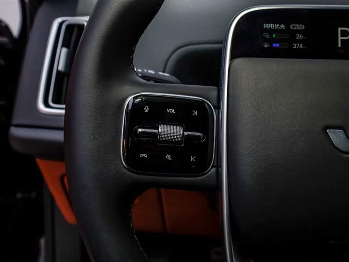 Фото 4 - LiXiang L8