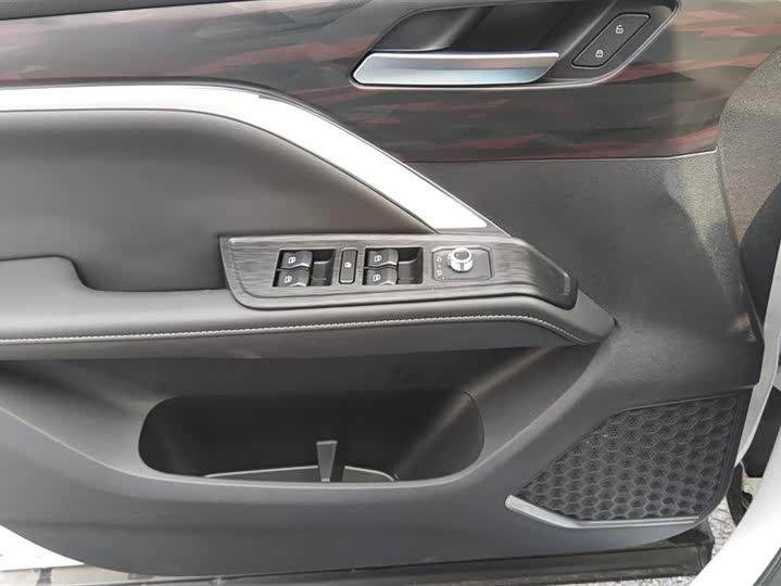 Фото 7 - Haval H6