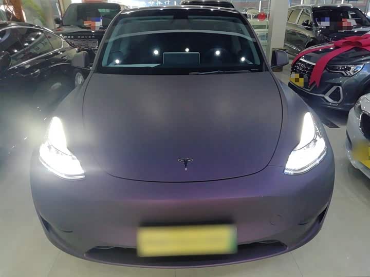 Фото 3 - Tesla Model Y