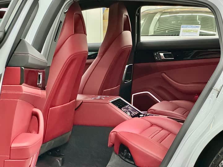 Фото 6 - Porsche Panamera