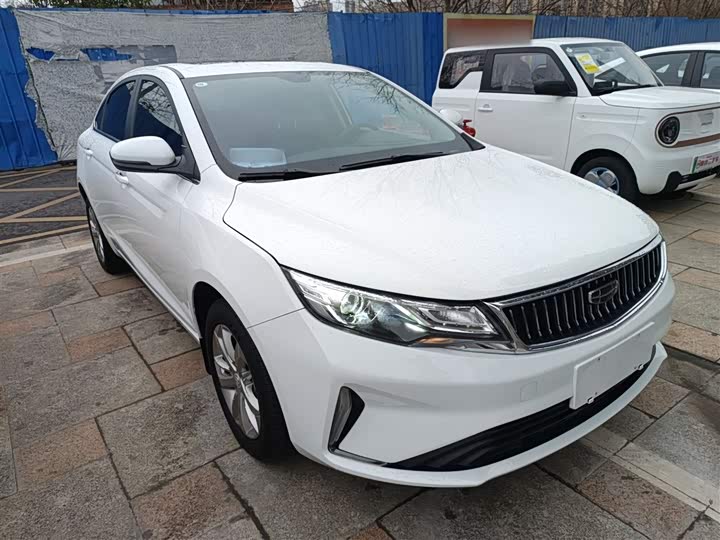 Фото 4 - Geely Emgrand GL