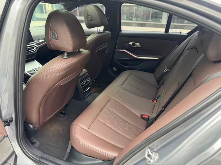 Фото 5 - BMW 3 Series