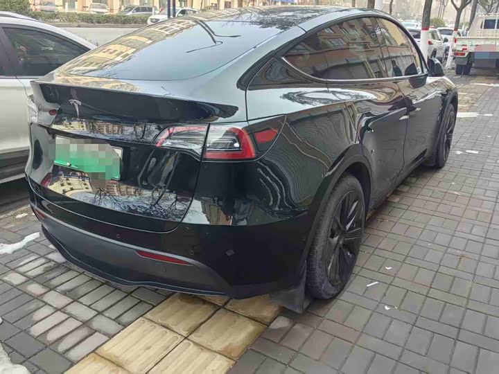 Фото 7 - Tesla Model Y