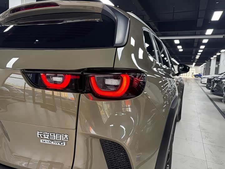 Фото 5 - Mazda CX-50