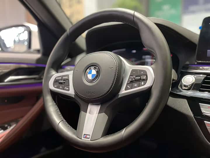 Фото 6 - BMW 5 Series