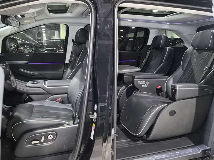 Фото 7 - XPeng X9