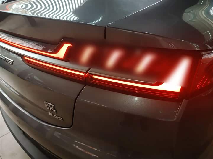 Фото 8 - BYD Han