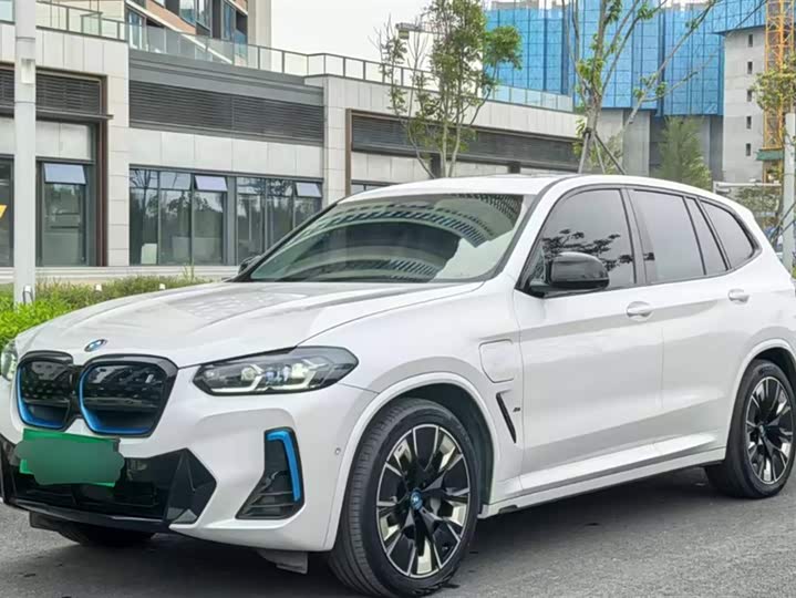 Фото 1 - BMW iX3