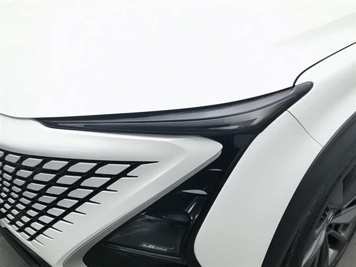 Фото 7 - Changan UNI-T