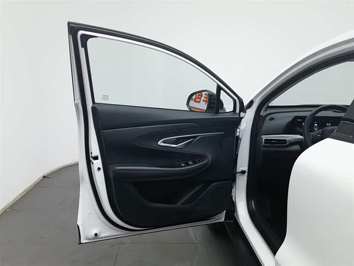 Фото 8 - Changan UNI-T