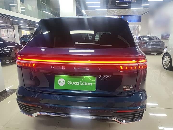 Фото 6 - Geely Monjaro