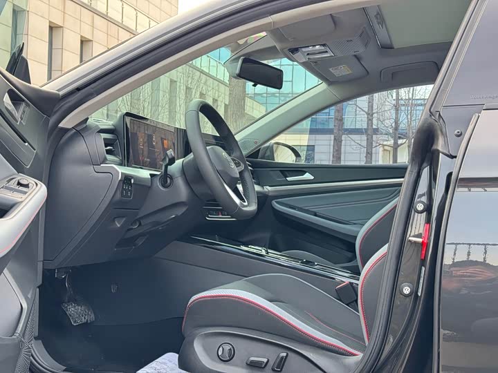 Фото 4 - Volkswagen Lamando L