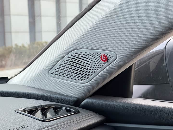 Фото 6 - Volkswagen Lamando L