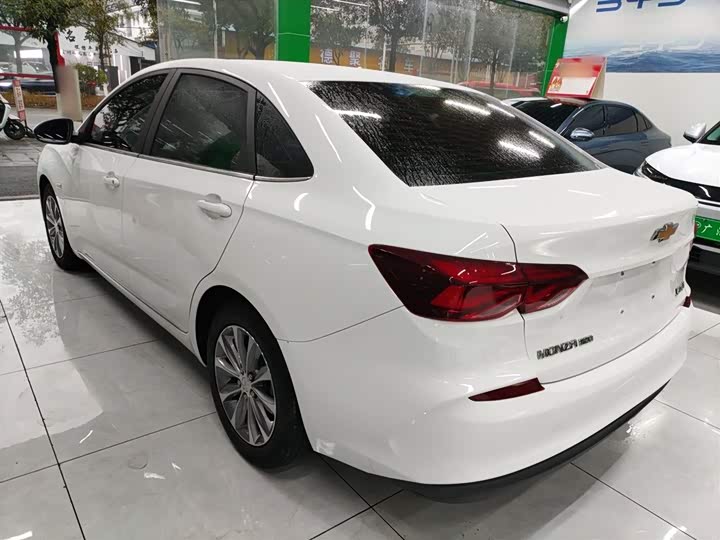 Фото 5 - Chevrolet Monza