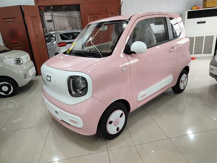 Фото 2 - Bestune Pony