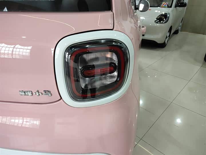 Фото 8 - Bestune Pony