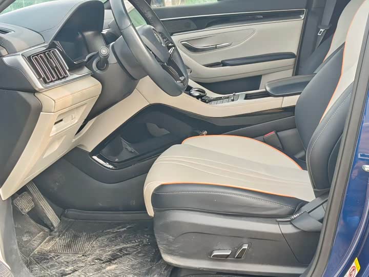 Фото 4 - BYD Song Plus Hybrid/EV