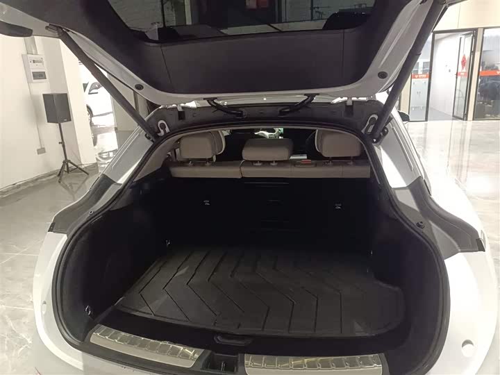 Фото 9 - Zeekr 007 GT