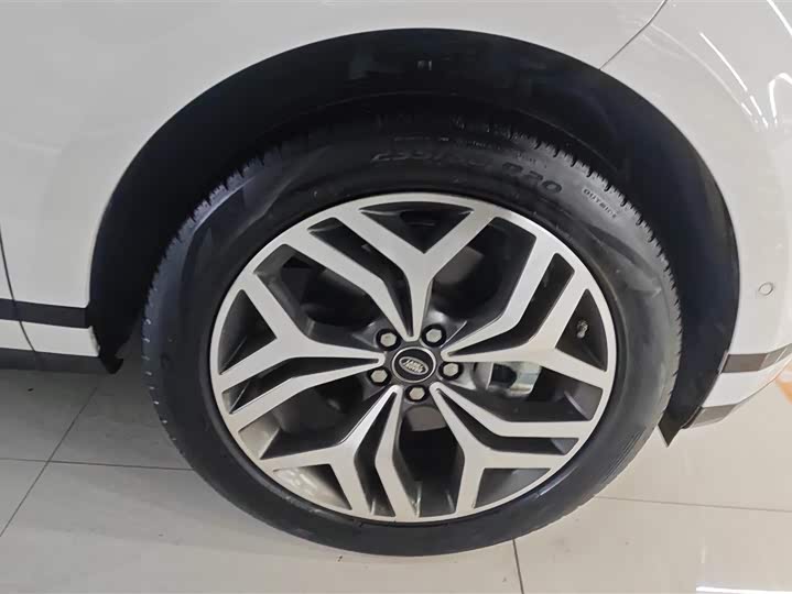 Фото 6 - Land Rover Range Rover Evoque L