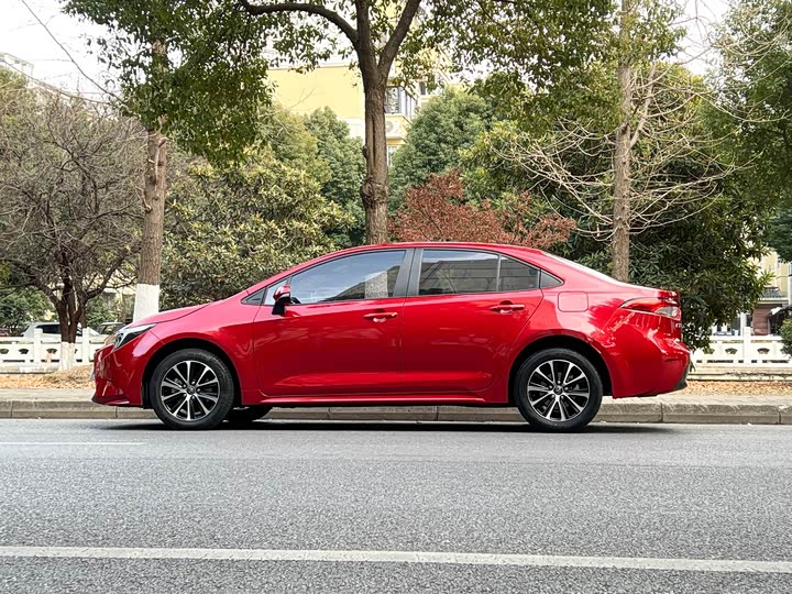 Фото 5 - Toyota Levin