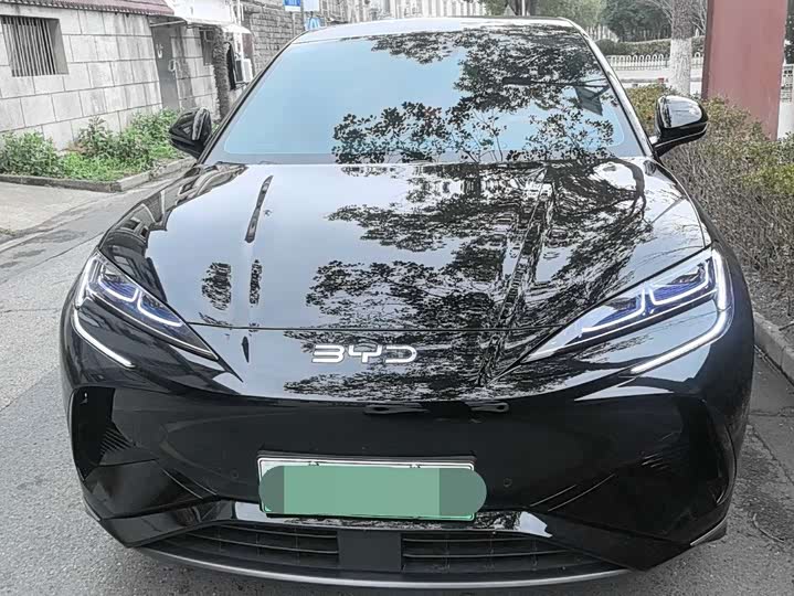 Фото 2 - BYD Sea Lion 07 EV