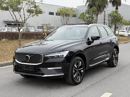Фото 1 - Volvo XC60