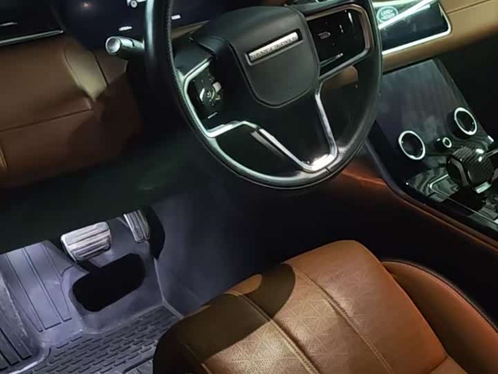 Фото 3 - Land Rover Range Rover Velar