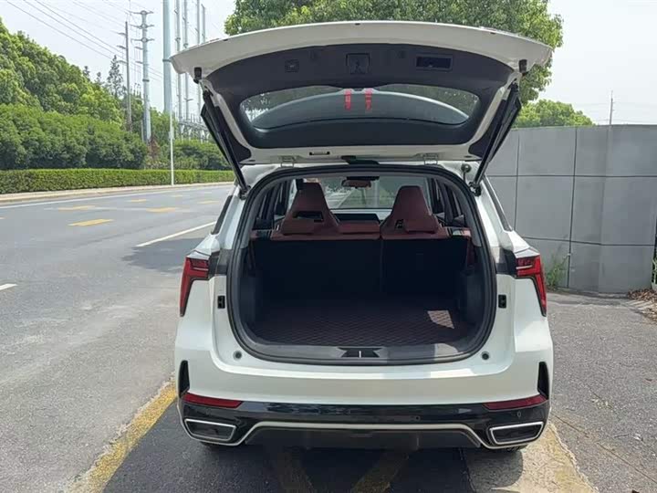 Фото 7 - Changan CS75 Plus