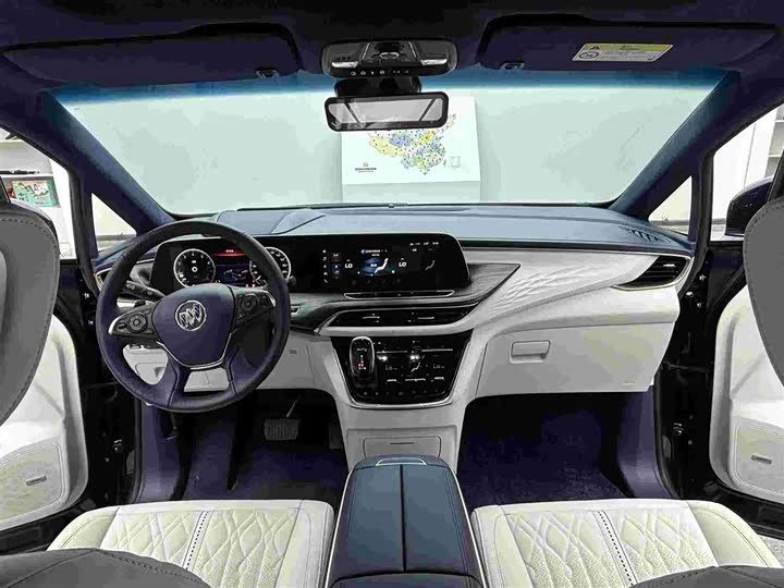 Фото 8 - Buick GL8 ES