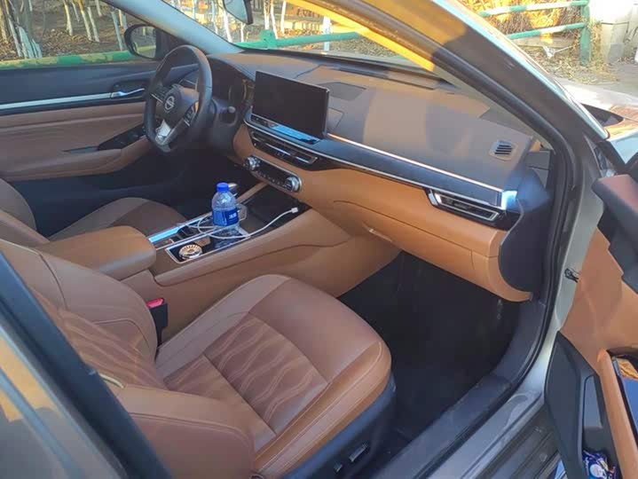 Фото 8 - Nissan Teana