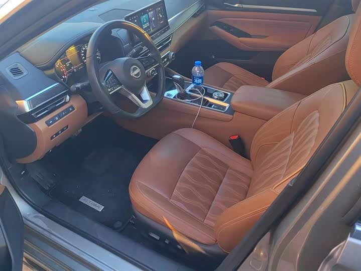 Фото 9 - Nissan Teana