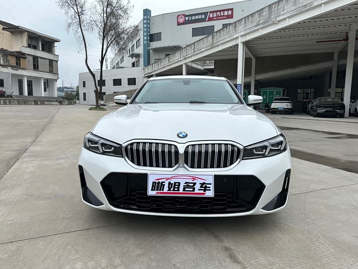 Фото 2 - BMW 3 Series