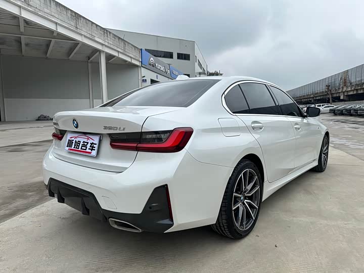 Фото 9 - BMW 3 Series