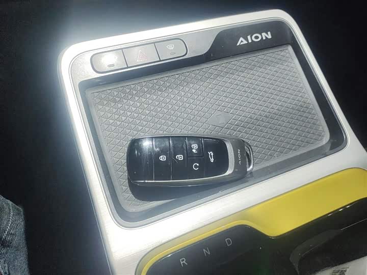 Фото 9 - GAC Aion Y