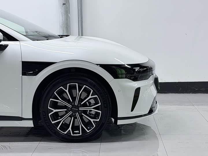 Фото 5 - Zeekr 007 GT