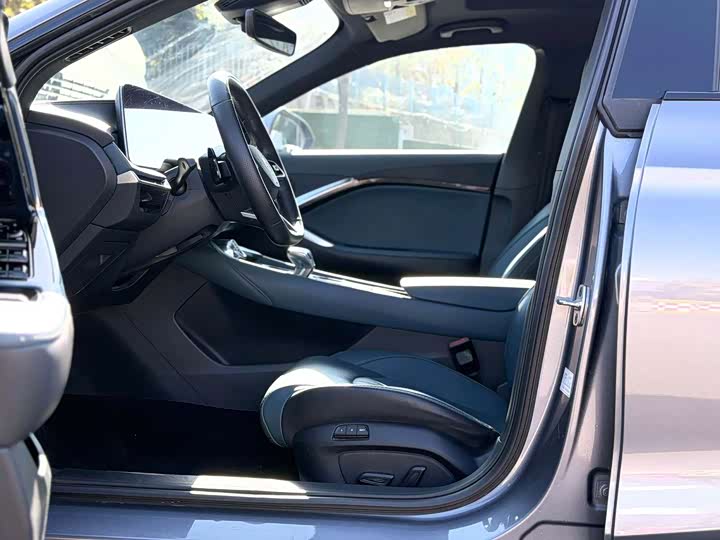 Фото 4 - MG Motor 7