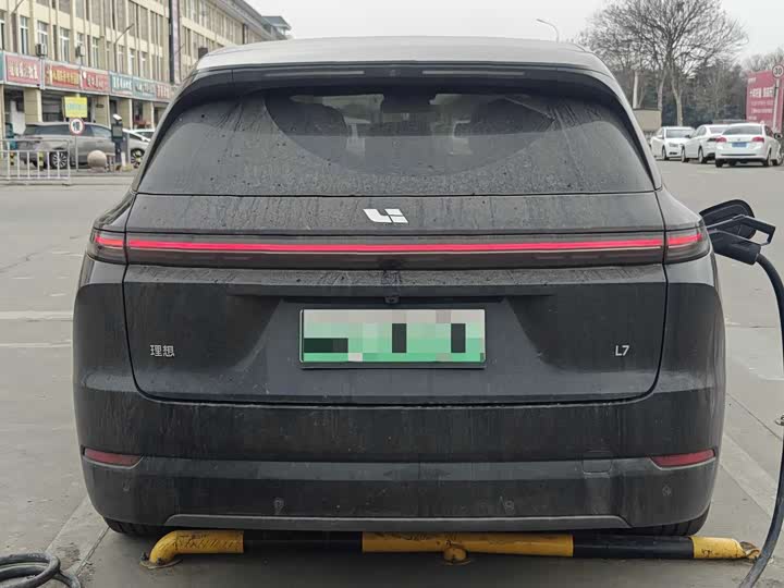 Фото 8 - LiXiang L7