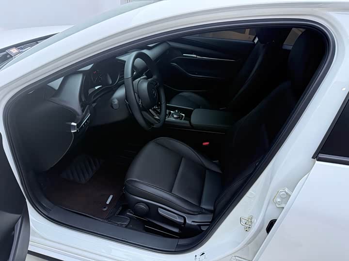 Фото 8 - Mazda 3 (Axela)