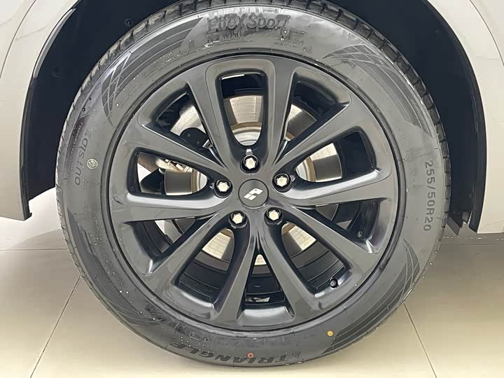 Фото 9 - LiXiang One