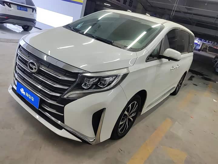Фото 1 - GAC Trumpchi M8