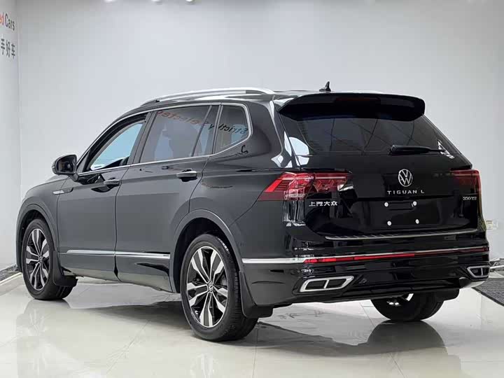 Фото 4 - Volkswagen Tiguan L Pro
