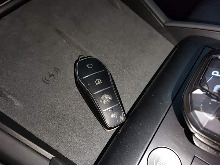 Фото 9 - BYD Qin L