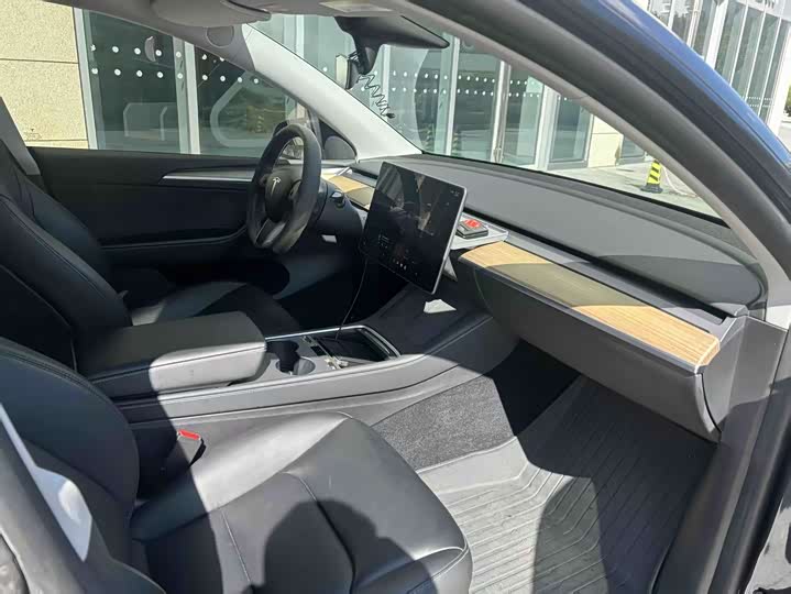 Фото 7 - Tesla Model Y